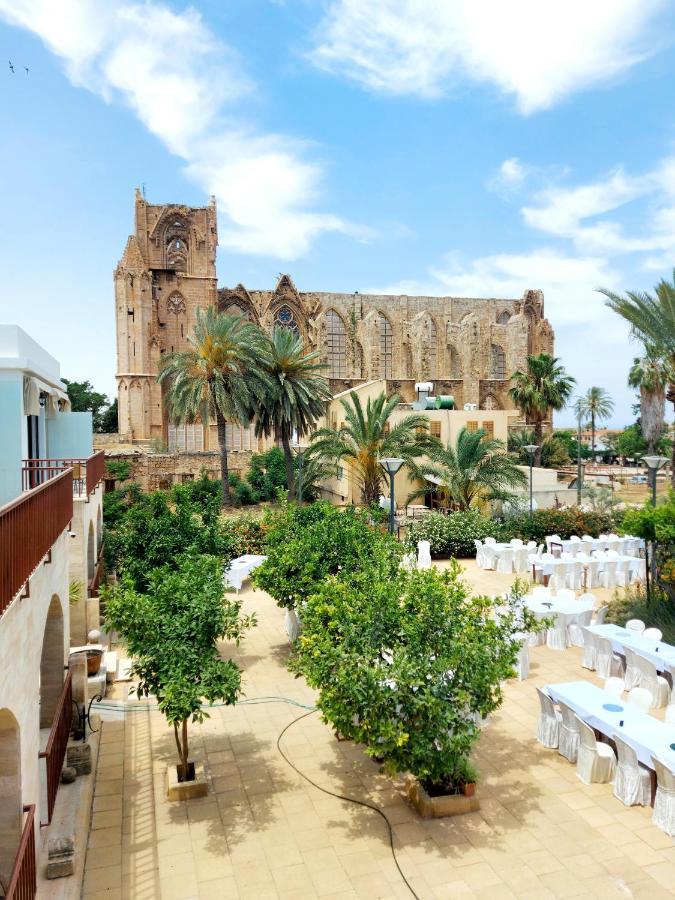 Golden Palms Guest House & Cafe Famagusta  Exterior foto
